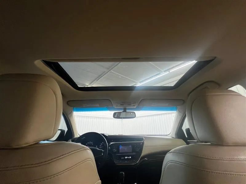 Used 2013 Toyota Avalon XLE Touring FWD image 17