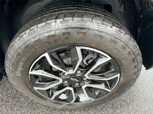 Used 2024 Chevrolet TrailBlazer ACTIV w/ Driver Confidence Package image 19