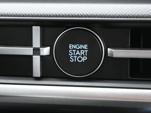 Used 2026 Hyundai Santa Fe SEL FWD image 19