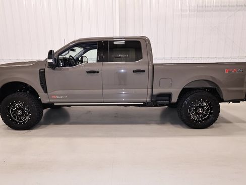 New 2026 Ford F350 Lariat w/ Lariat Premium Package AWD/4WD image 6