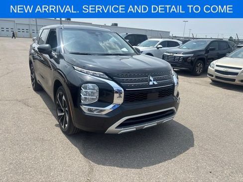 Used 2024 Mitsubishi Outlander SE Black Edition AWD/4WD image 5