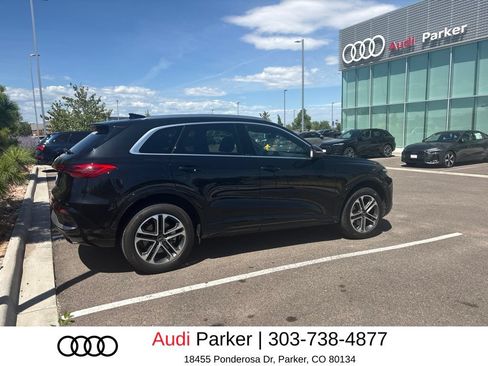 Used 2025 Audi Q5 Premium Plus w/ Premium Plus AWD/4WD image 4