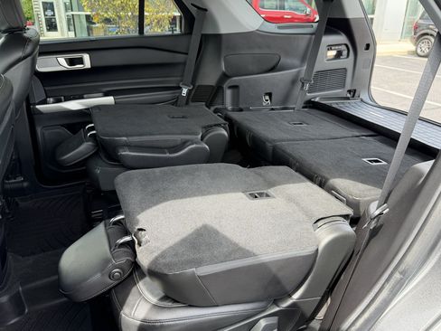 Used 2020 Ford Explorer Limited AWD/4WD image 30