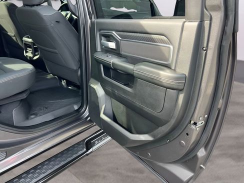 Used 2025 RAM 3500 Big Horn image 21