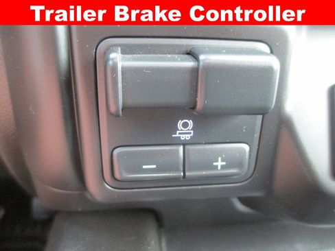 Used 2022 GMC Sierra 2500 AT4 w/ AT4 Premium Plus Package image 17