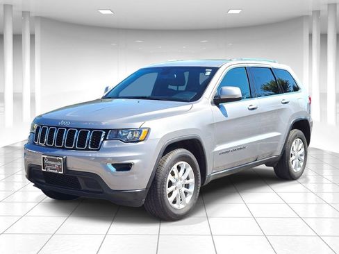 Certified 2021 Jeep Grand Cherokee Laredo AWD/4WD image 7