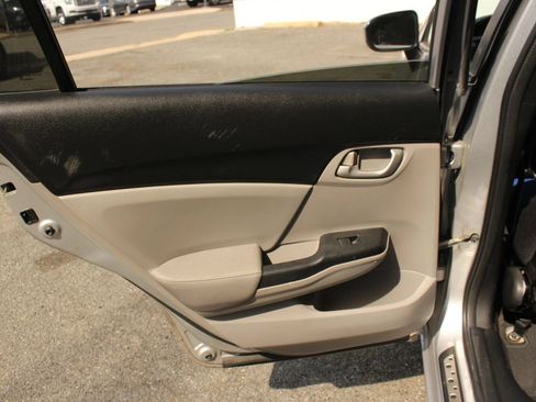 Used 2015 Honda Civic LX image 17