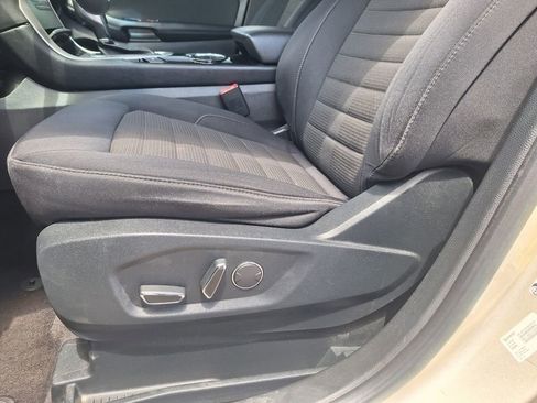 Used 2018 Ford Edge SEL w/ Class II Trailer Tow Package image 10