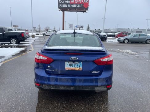 Used 2012 Ford Focus Titanium image 11