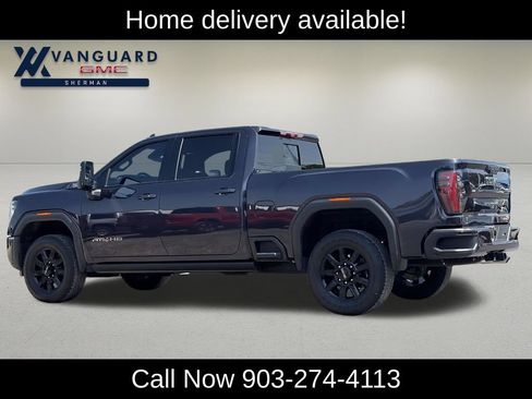 Used 2024 GMC Sierra 2500 AT4 w/ AT4 Premium Plus Package AWD/4WD image 8