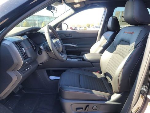 New 2026 Nissan Pathfinder Rock Creek w/ Rock Creek Premium Package AWD/4WD image 6