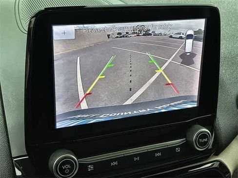 Used 2021 Ford EcoSport Titanium image 32