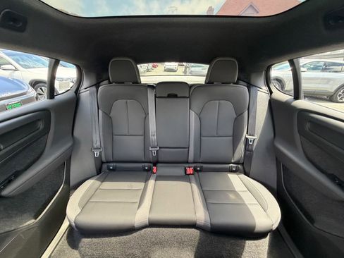 Used 2023 Volvo C40 Recharge Core AWD/4WD image 36