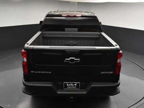 Used 2025 Chevrolet Silverado 1500 ZR2 w/ Technology Package image 50