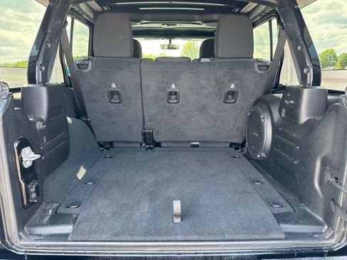 Used 2022 Jeep Wrangler Unlimited Sport AWD/4WD image 14