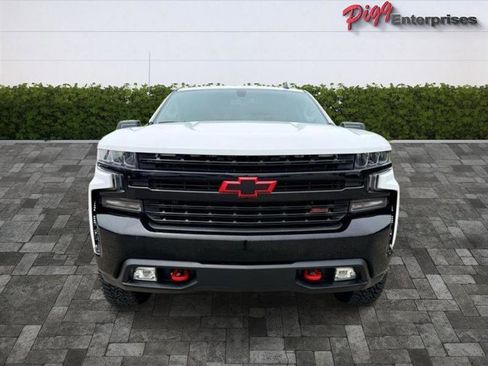 Used 2019 Chevrolet Silverado 1500 LT Trail Boss image 6