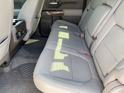 Used 2021 Chevrolet Silverado 1500 LT Trail Boss w/ Convenience Package II image 23