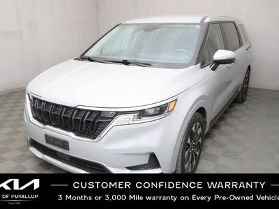 Used 2024 Kia Carnival EX