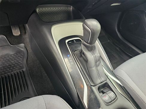 Used 2020 Toyota Corolla SE image 31