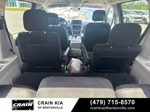 Used 2012 Dodge Grand Caravan SXT FWD image 15