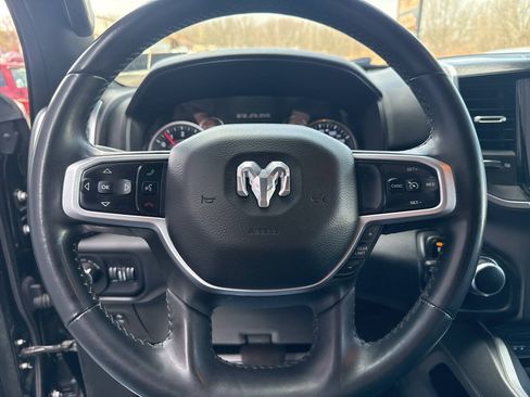 Used 2019 RAM 1500 Big Horn AWD/4WD image 30