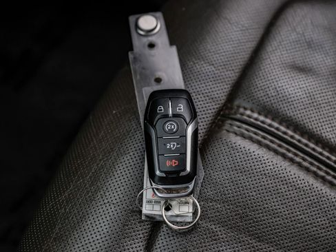 Used 2016 Ford F150 King Ranch w/ Equipment Group 601A Luxury image 56