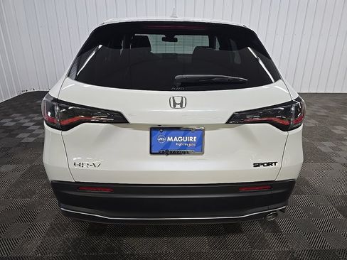 Certified 2024 Honda HR-V Sport image 11