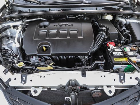 Used 2015 Toyota Corolla S FWD image 26