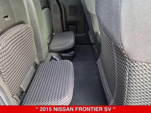 Used 2015 Nissan Frontier SV w/ SV Value Truck Package AWD/4WD image 31