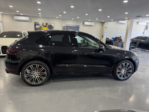 Used 2017 Porsche Macan GTS AWD/4WD image 8