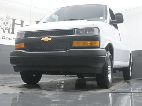 New 2026 Chevrolet Express 2500 image 4