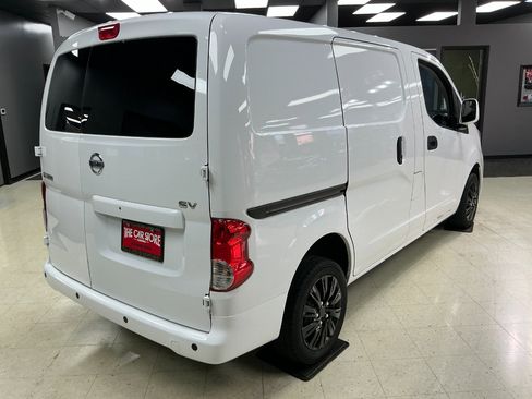 Used 2021 Nissan NV200 SV w/ Back Door Glass Package image 3