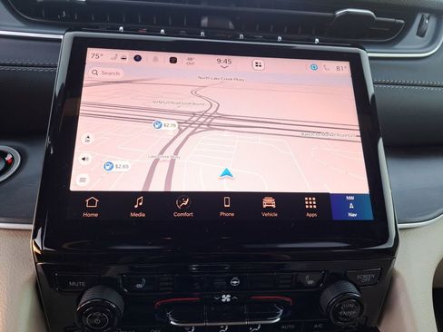 New 2025 Jeep Grand Cherokee Limited image 8