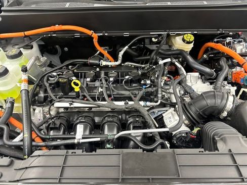 New 2026 Ford Maverick XL w/ Equipment Group 101A AWD/4WD image 40