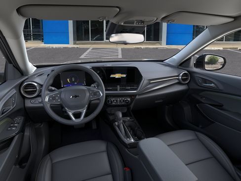New 2026 Chevrolet Trax ACTIV w/ Driver Confidence Package FWD image 39