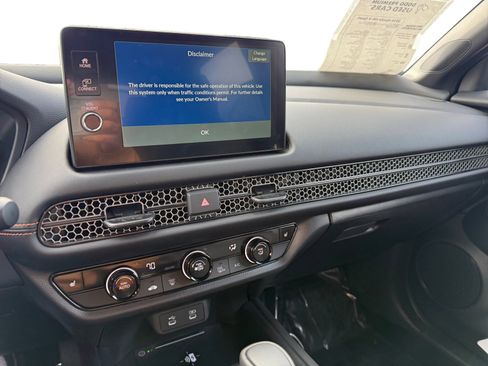 Used 2026 Honda HR-V Sport image 12