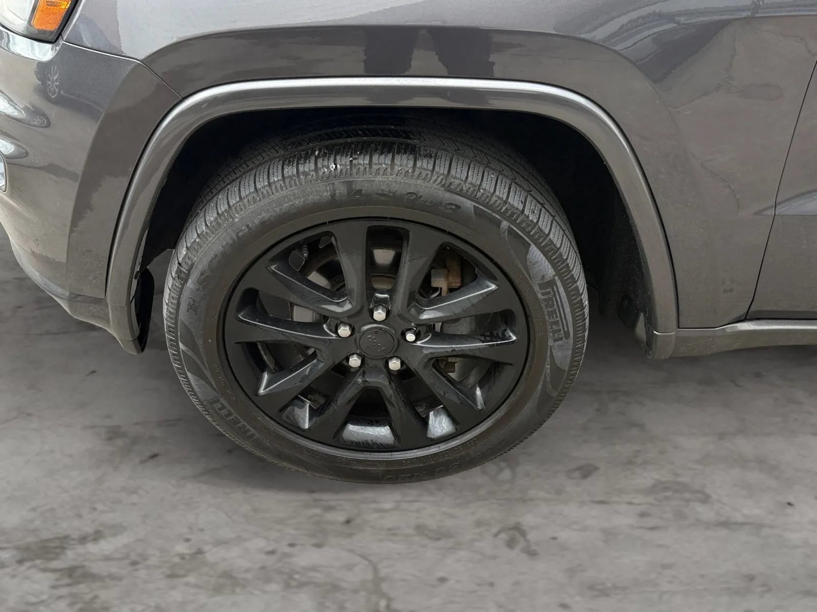 Used 2018 Jeep Grand Cherokee Altitude AWD/4WD image 43