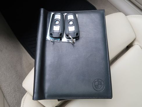 Used 2011 BMW 328i Coupe w/ Premium Pkg image 24