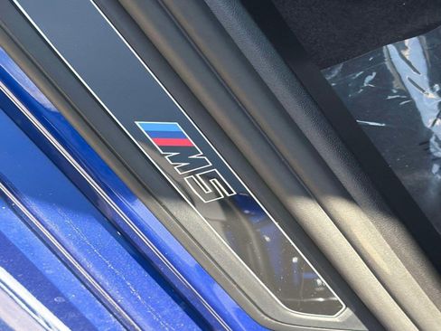 Used 2025 BMW M5 w/ Carbon Package AWD/4WD image 24