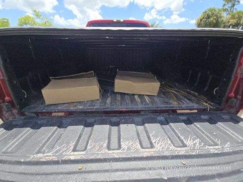 Used 2015 Ford F350 Lariat w/ Chrome Package image 21