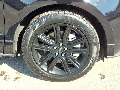 Certified 2024 Ford Edge ST-Line image 10