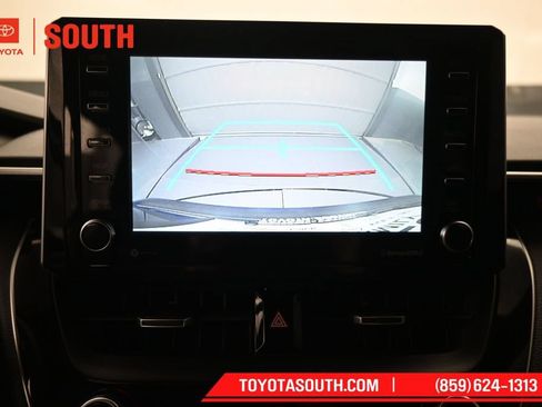 Used 2021 Toyota Corolla SE FWD image 18