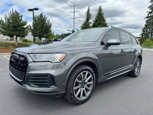 Used 2023 Audi Q7 2.0T Premium Plus w/ Premium Plus Package AWD/4WD image 4