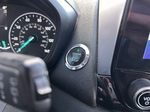 Used 2020 Ford EcoSport Titanium image 22