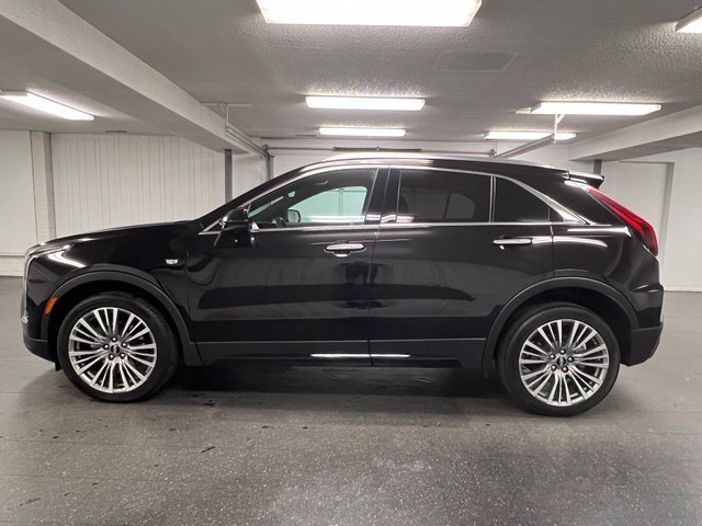 Certified 2025 Cadillac XT4 Premium Luxury w/ Technology Package AWD/4WD image 2