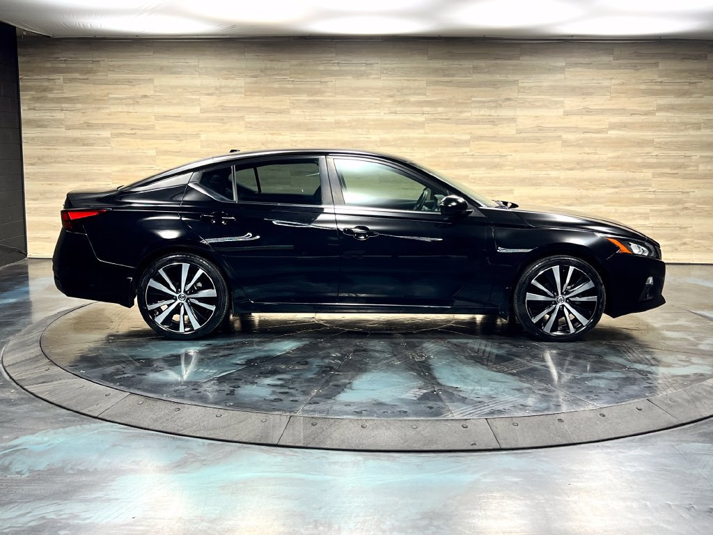 Used 2022 Nissan Altima 2.5 SR FWD image 24