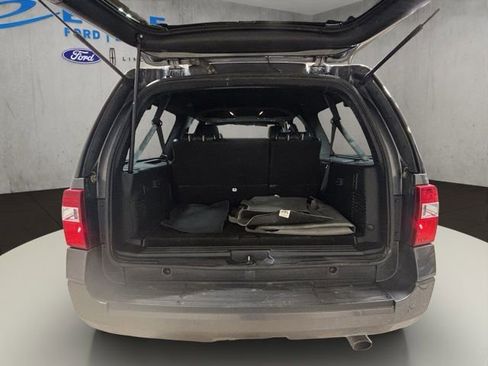 Used 2017 Ford Expedition EL Limited w/ Equipment Group 301A AWD/4WD image 23