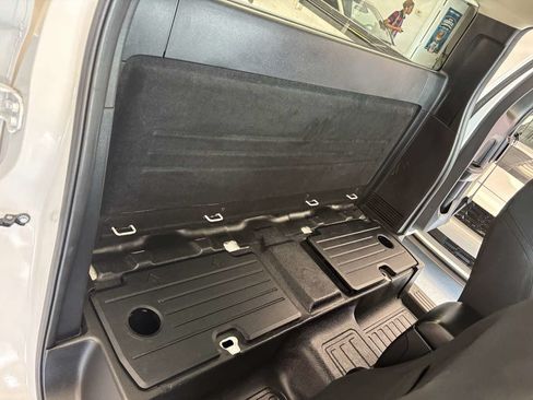 Used 2019 Ford Ranger XL w/ Equipment Group 101A Mid RWD image 23