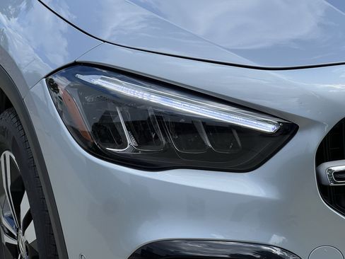 Certified 2026 Mercedes-Benz GLA 250 4MATIC image 11