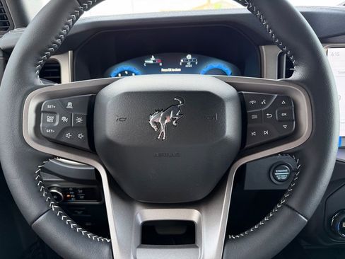 New 2026 Ford Bronco Outer Banks w/ Sasquatch Package AWD/4WD image 23